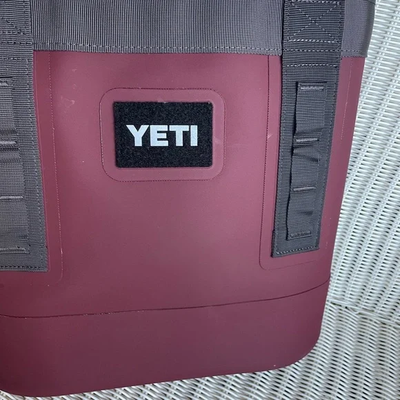 YETI Camino 20 Wild Vine Set - Picture 2 of 6